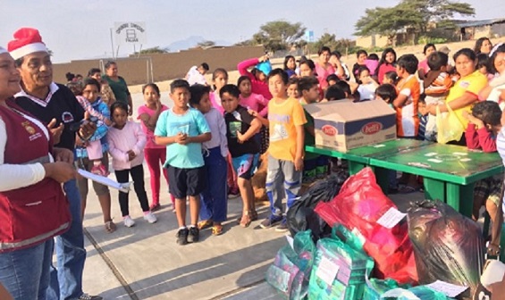 PENTAGRAMA LLEVA ALEGRIA A NIÑOS DE LA ARENITA - PAIJAN POR NAVIDAD 2017 